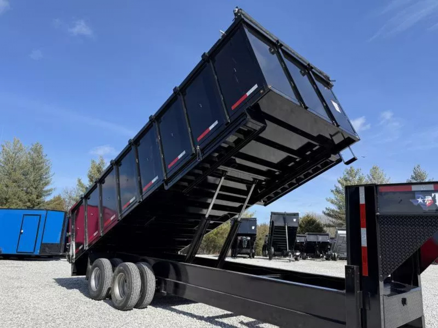 New 2025 Texas Pride Trailers 8x20 (4FT WALLS) GOOSENECK DUMP TRAILER 26K GVWR Dump Trailer