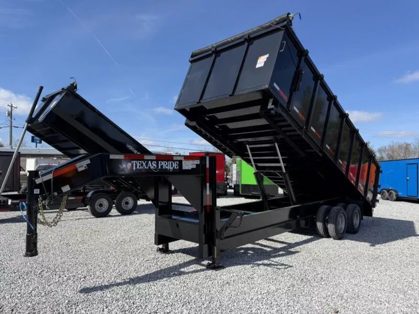 New 2025 Texas Pride Trailers 8x20 (4FT WALLS) GOOSENECK DUMP TRAILER 26K GVWR Dump Trailer