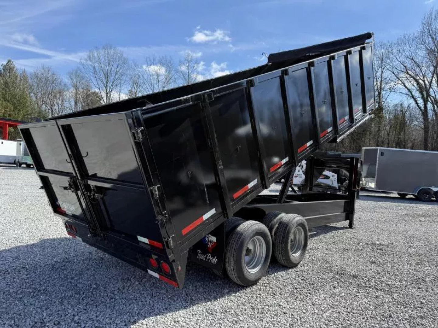 New 2025 Texas Pride Trailers 8x20 (4FT WALLS) GOOSENECK DUMP TRAILER 26K GVWR Dump Trailer