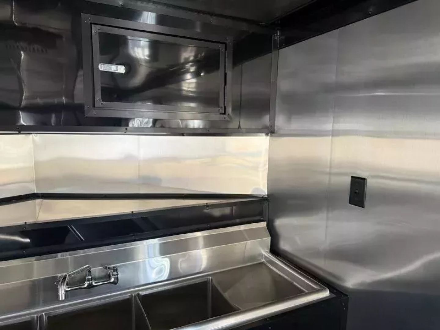 New 2026 Coast 2 Coast 8.5X18 TA CONCESSION TRAILER Vending / Concession Trailer