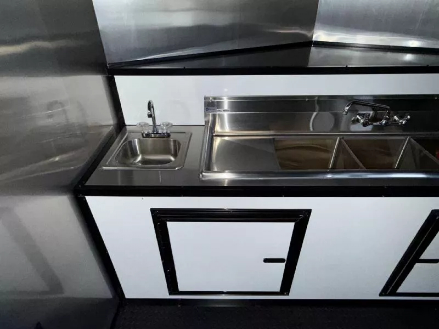 New 2026 Coast 2 Coast 8.5X20 TA CONCESSION TRAILER BLACKOUT Vending / Concession Trailer