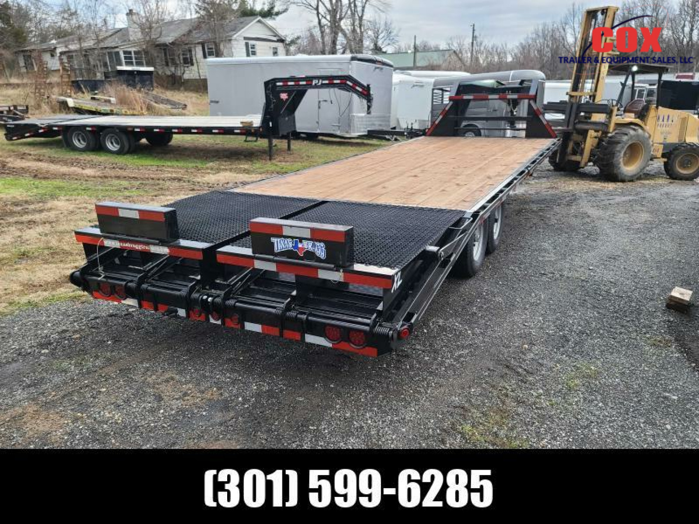 New 2023 Texas Bragg Trailers 25' HD Gooseneck Dove Tail Trailer Flatbed Trailer