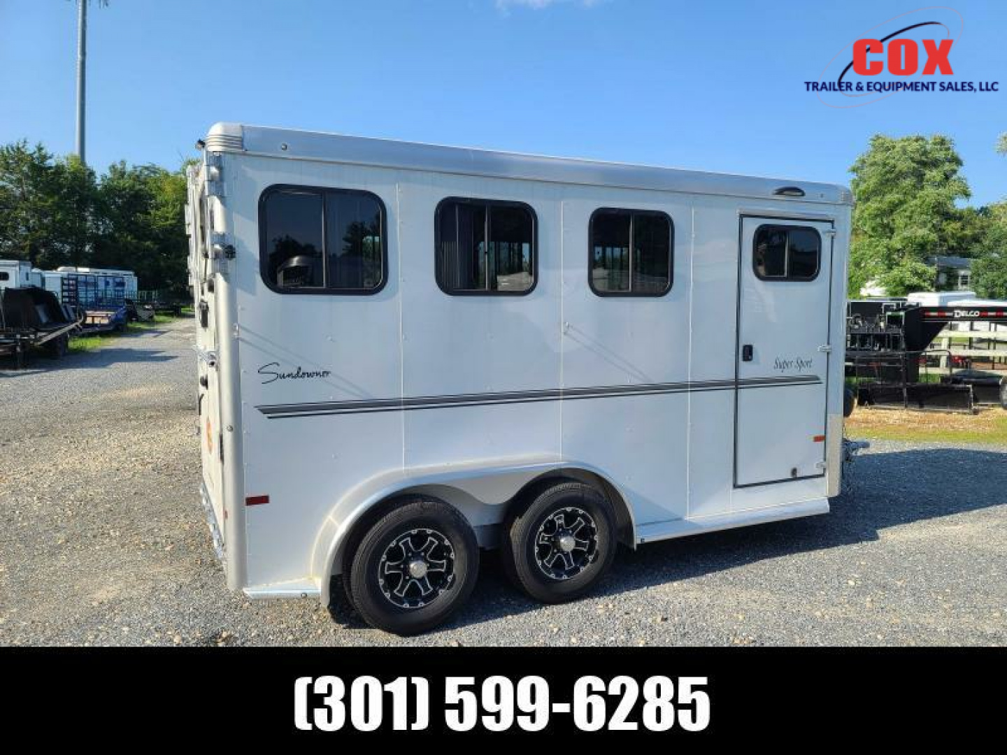 New 2024 Sundowner Trailers Super Sport 3-horse Horse Trailer