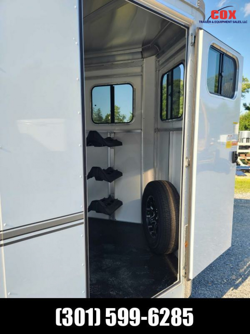 New 2024 Sundowner Trailers Super Sport 3-horse Horse Trailer