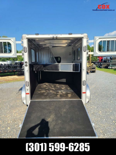 New 2024 Sundowner Trailers Super Sport 3-horse Horse Trailer
