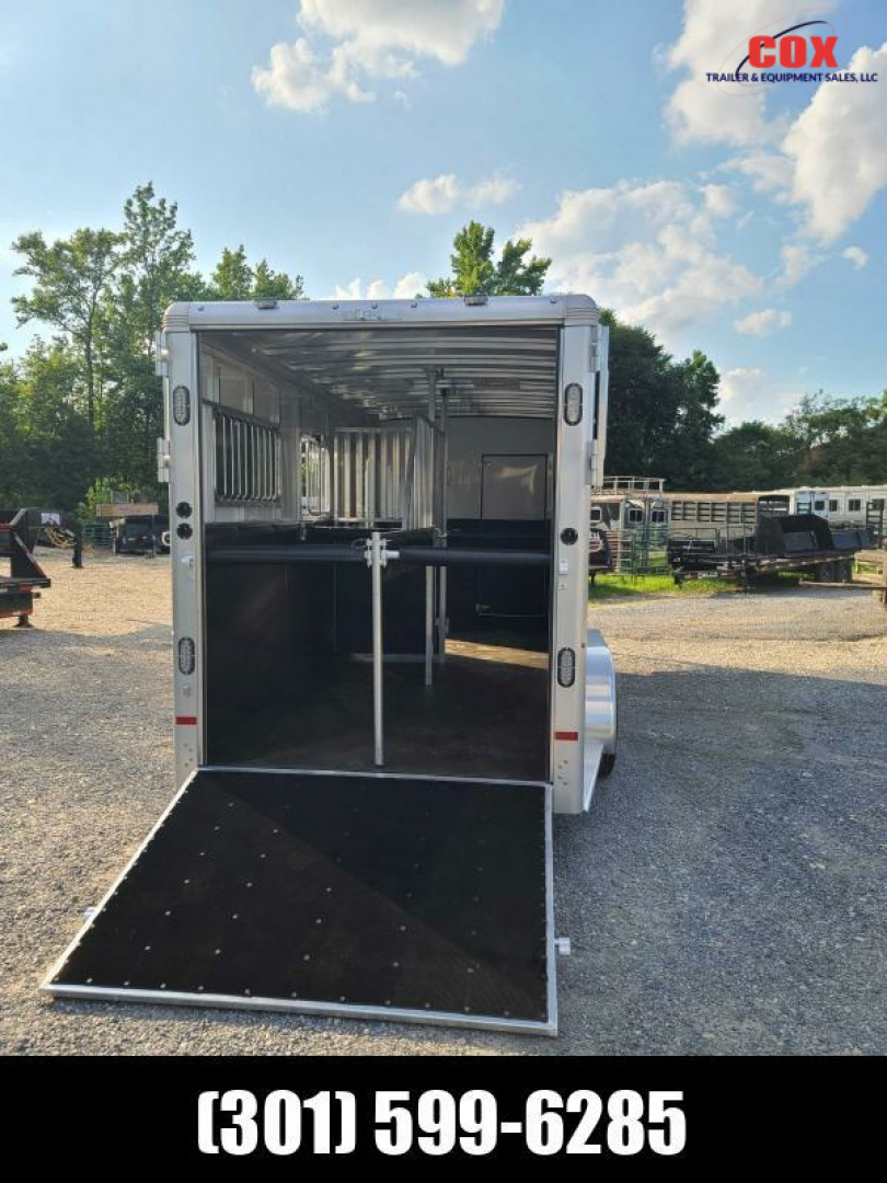 New 2024 Sundowner Trailers 2+1 Gn with Dressing/Tack Room Horse Trailer