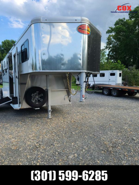 New 2024 Sundowner Trailers 2+1 Gn with Dressing/Tack Room Horse Trailer