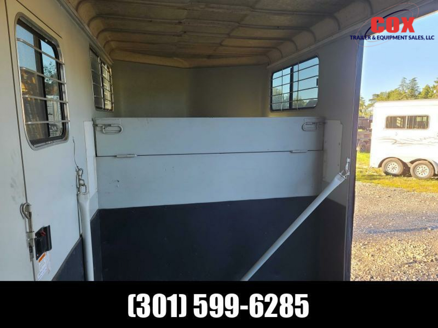 Used 2005 Hawk Trailers Used 2-h gooseneck side ramp Horse Trailer