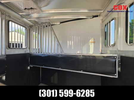 New 2023 Sundowner Trailers 3-horse bumper pull #642 special Horse Trailer