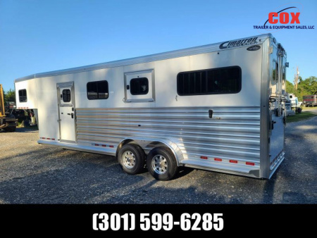 New 2022 Cimarron Trailers 2+1 Gn with Dressing/Tack Room Horse Trailer