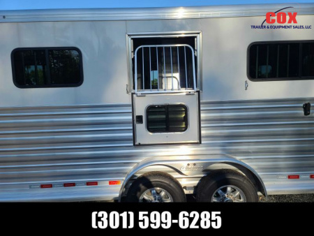 New 2022 Cimarron Trailers 2+1 Gn with Dressing/Tack Room Horse Trailer