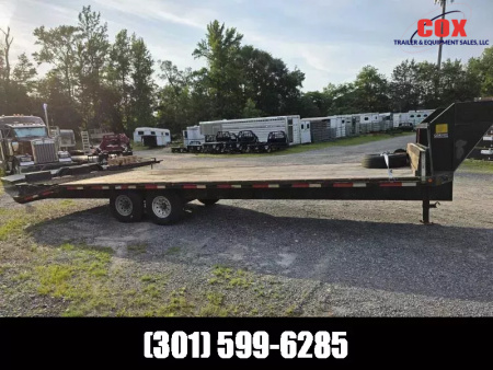 Used 2021 Texas Bragg Trailers Used 28ft Gooseneck Trailer flatbed with beaver tail Flatbed Trailer