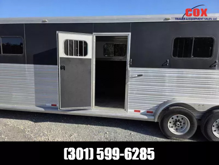Used 2015 Cimarron Trailers Cox Signature Series 4plus 1 gn  Horse Trailer