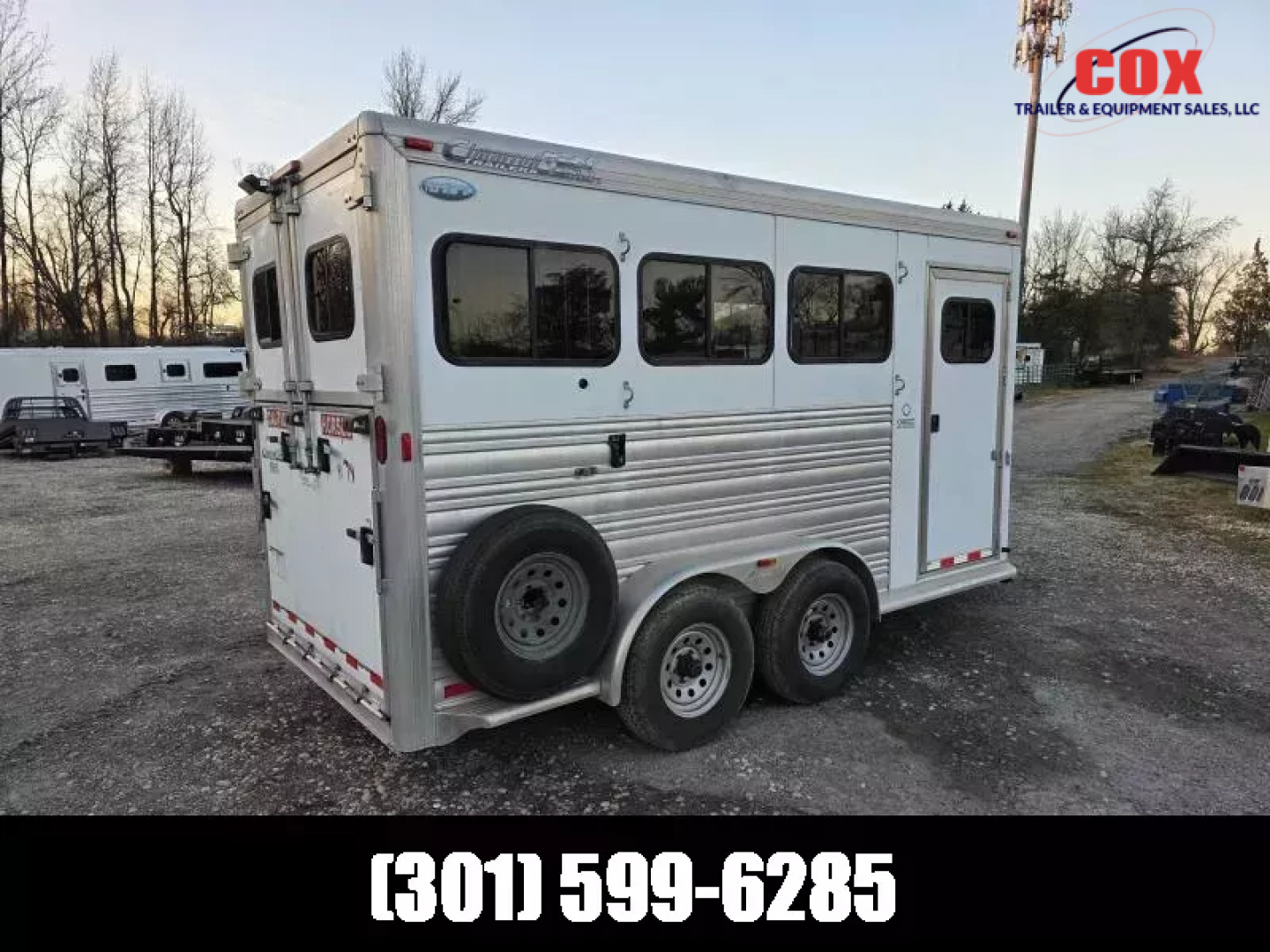 Used 2010 Cimarron Trailers 3h bp norstar Horse Trailer