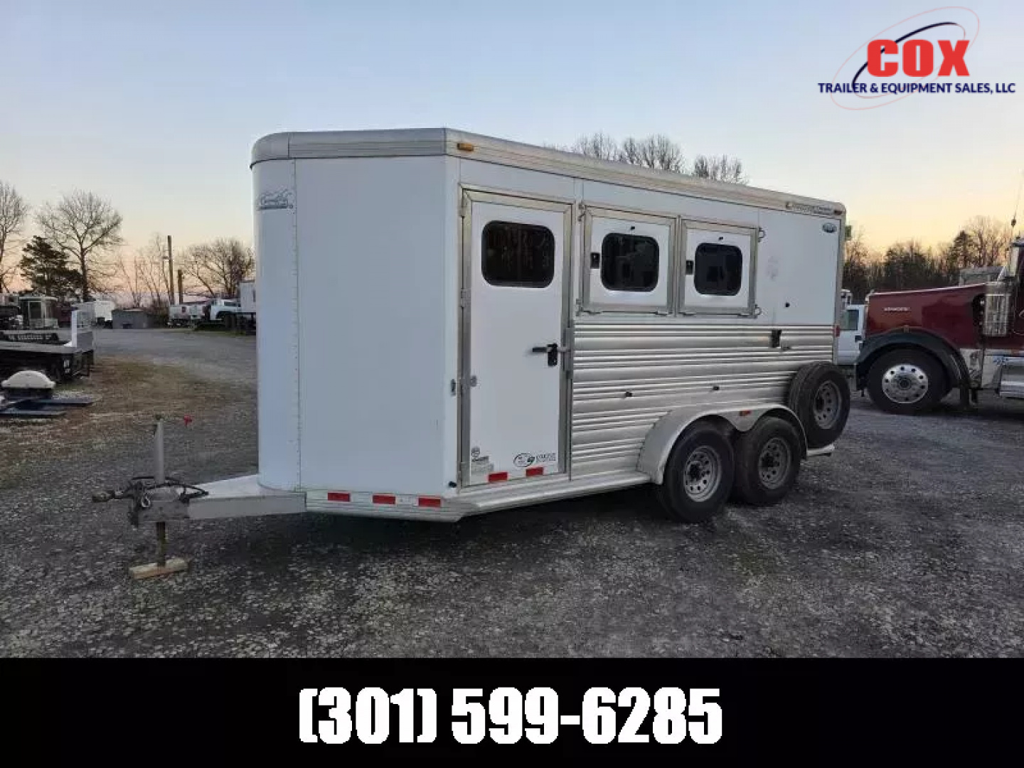 Used 2010 Cimarron Trailers 3h bp norstar Horse Trailer
