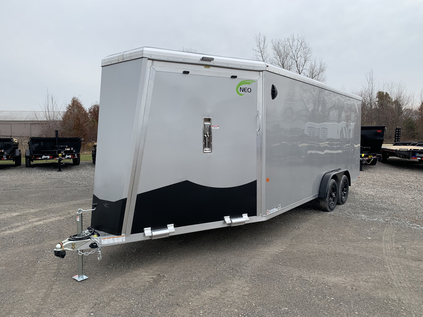 New 2026 NEO TRAILERS NASX2375TR (7.5' X 23') 7K V-Nose Snowmobile
