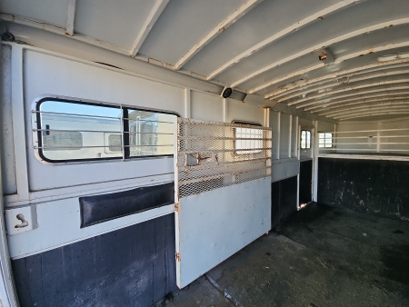 Used 2004 Titan Trailer CLASSIC Stock / Stock Combo Trailer