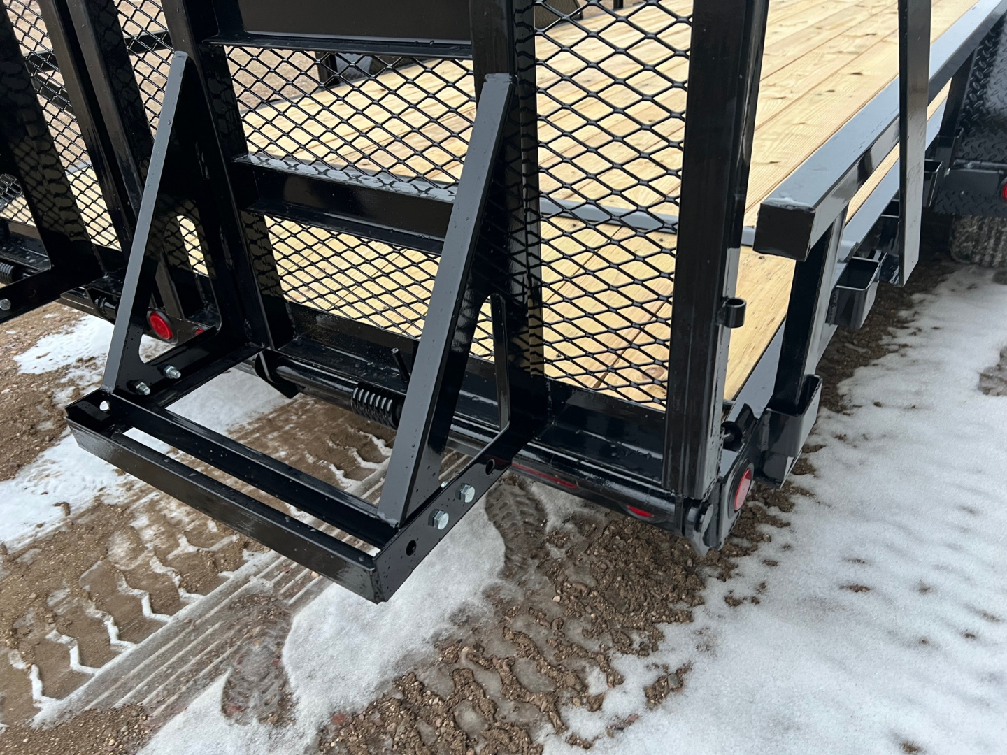 New 2026 PJ Trailers 22 CE Equipment Trailer