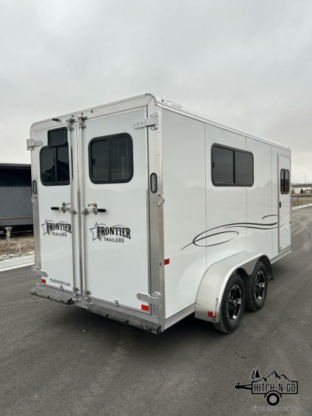 New 2025 Frontier Strider Series Lite 3 Horse Slant Horse Trailer