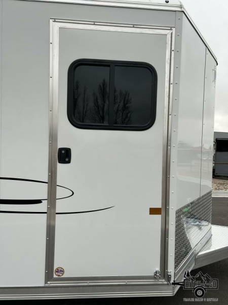New 2025 Frontier Strider Series Lite 3 Horse Slant Horse Trailer