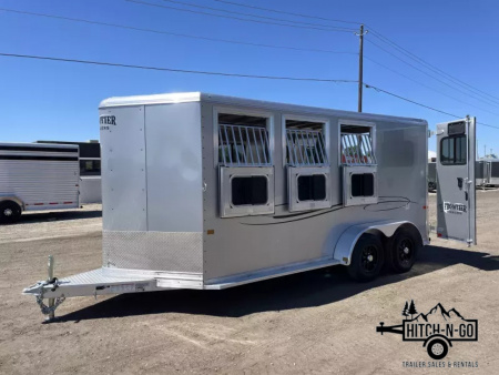 New 2025 Frontier Strider Series 3 Horse Slant Horse Trailer
