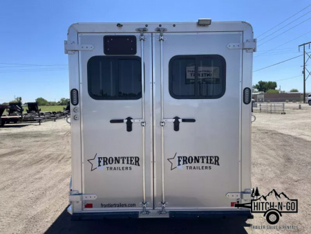 New 2025 Frontier Strider Series 3 Horse Slant Horse Trailer