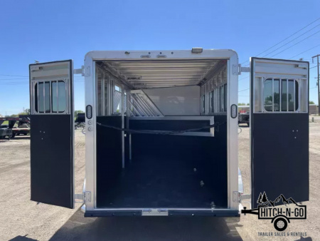 New 2025 Frontier Strider Series 3 Horse Slant Horse Trailer