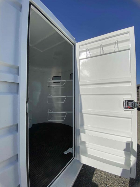 New 2024 GR Trailers 3HSL-BP Horse Trailer