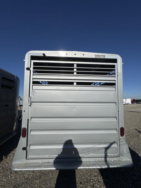 New 2025 GR Trailers 2HSL-BP T6813 Horse Trailer