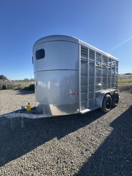 New 2025 GR Trailers 2HSL-BP T6813 Horse Trailer