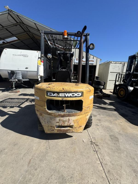Used D30S-3 Forklifts
