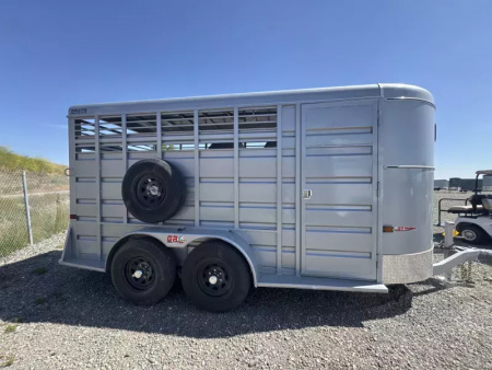 New 2025 GR Trailers T6917 3HSL-BP Horse Trailer