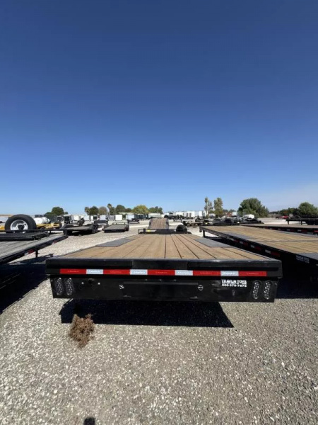 New 2026 RawMaxx EQ-DO T7002 Deckover Trailer