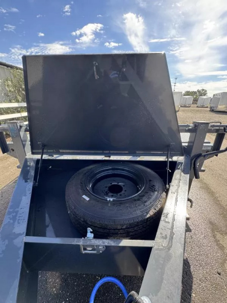 New 2026 Lamar 102" X 24' Fa - 14k Deck-over Tilt