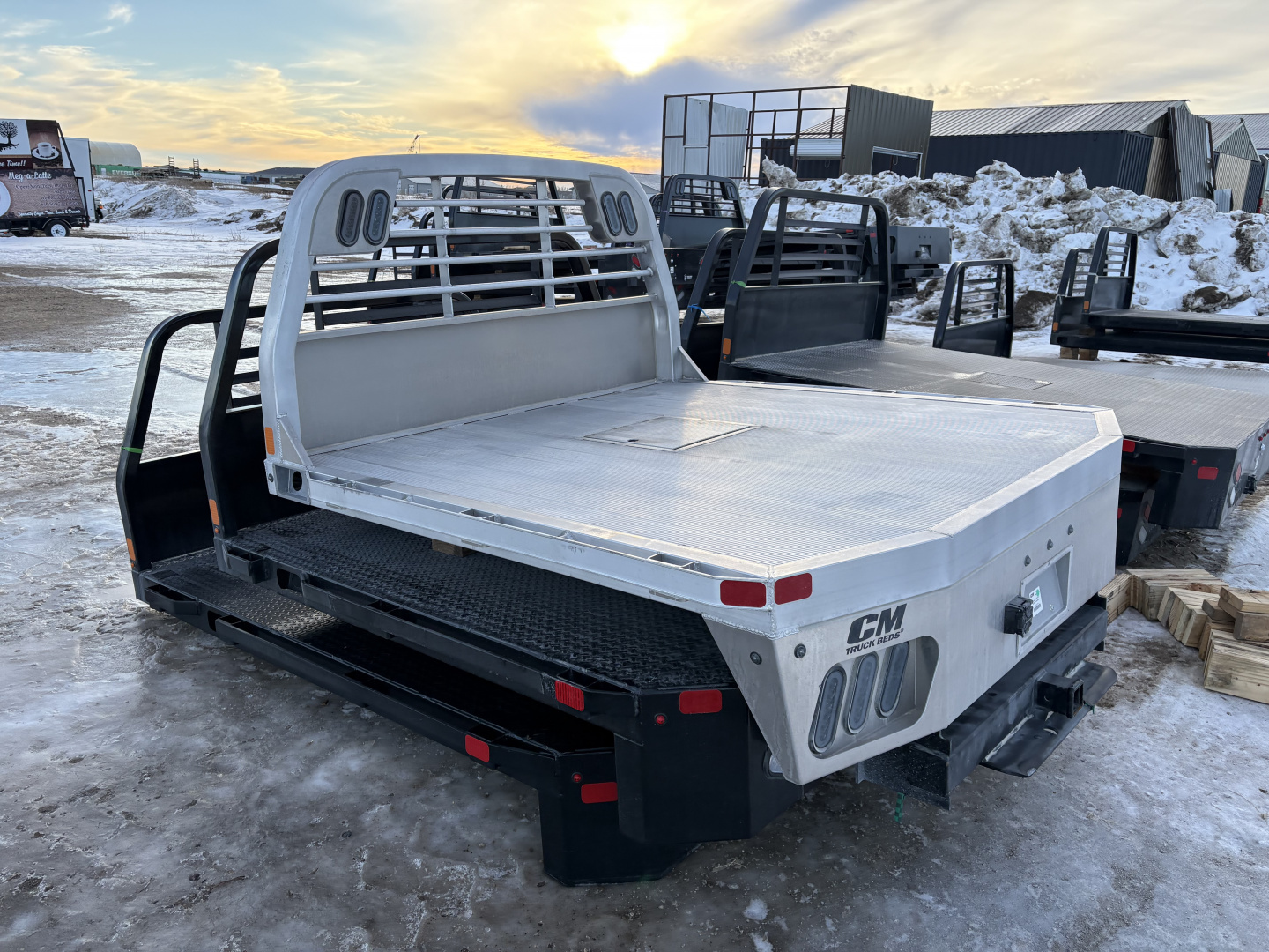 New 2026 CM Truck Beds ALUMINUM NON SKIRTED ALRD-01843842
