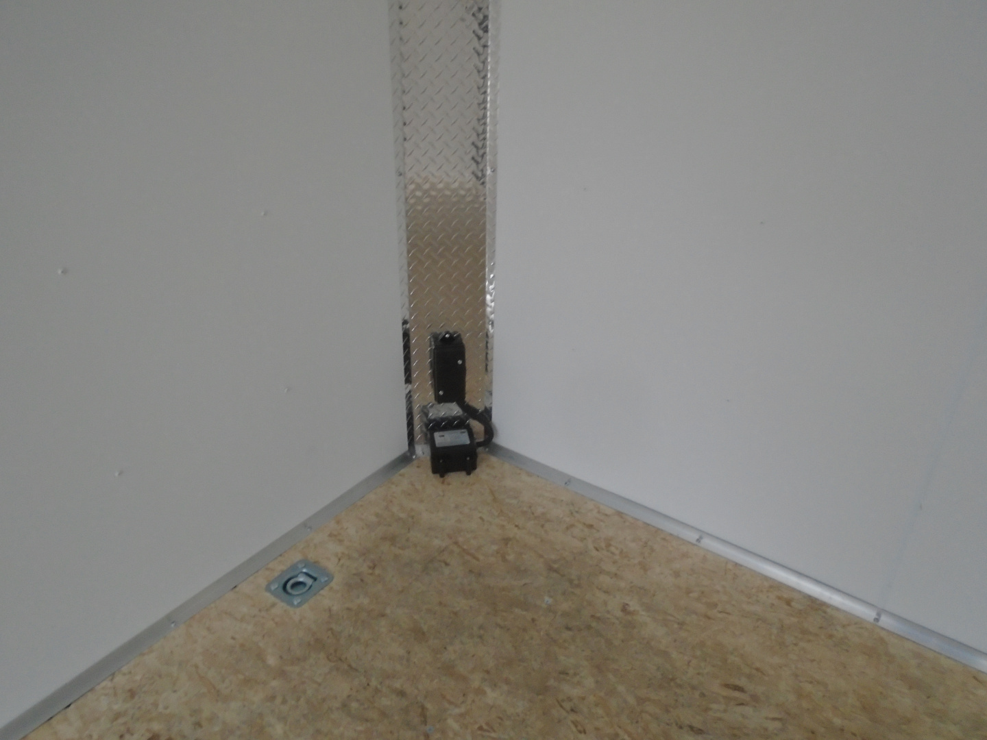 New 2026 ALCOM 8.5X20 Car Hauler