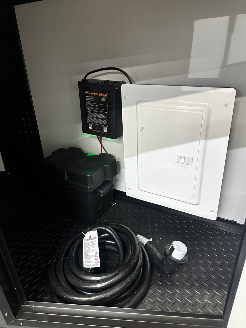 New 2026 Luxe 8.5x24 Race Trailer - Finished Interior- 5200LB Torsion - Full Escape Door-Removable Fender