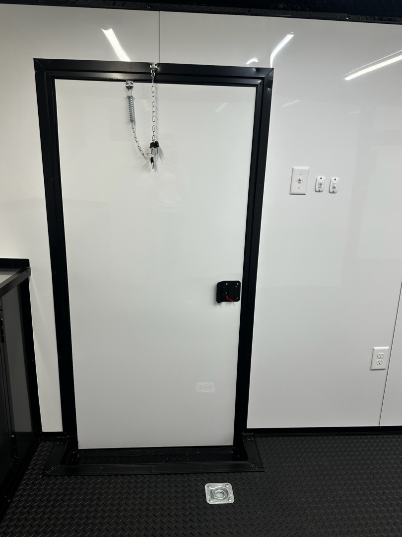 New 2026 Luxe 8.5x24 Race Trailer - Finished Interior- 5200LB Torsion - Full Escape Door-Removable Fender