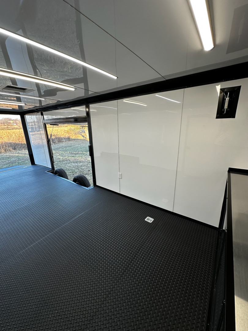 New 2026 Luxe 8.5x24 Race Trailer - Finished Interior- 5200LB Torsion - Full Escape Door-Removable Fender