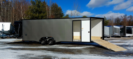 New 8 X 29 SNOWMOBILE ENCLOSED/CAR HAULER 24' BOX +5' V-NOSE 2026 LIGHTNING ALL ALUMINUM