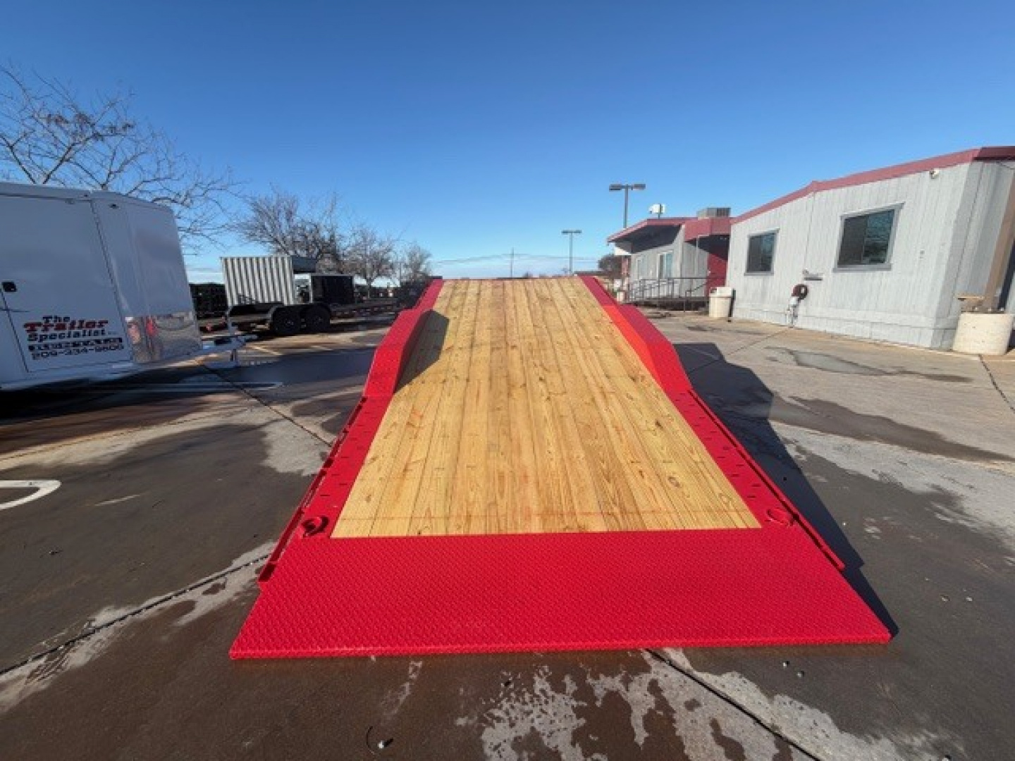 New 2026 Diamond C Trailers HXD207L22X102 Equipment Trailer