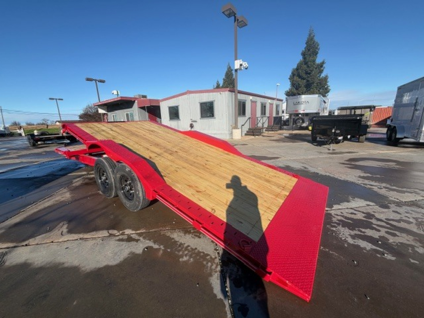 New 2026 Diamond C Trailers HXD207L22X102 Equipment Trailer