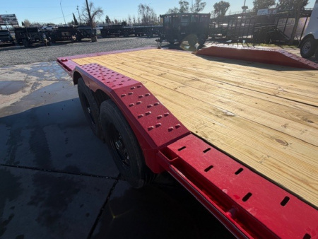 New 2026 Diamond C Trailers HXD207L22X102 Equipment Trailer