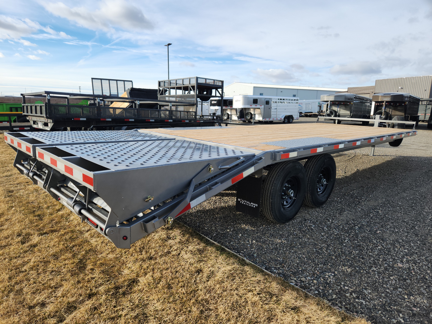 New 2026 Southland Trailers 24' DECKOVER BP FLATBED Flatbed Trailer