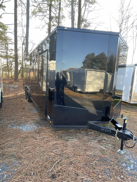 New 2026 Spartan 23851 8.5 x 24 blk/blk Cargo / Enclosed Trailer