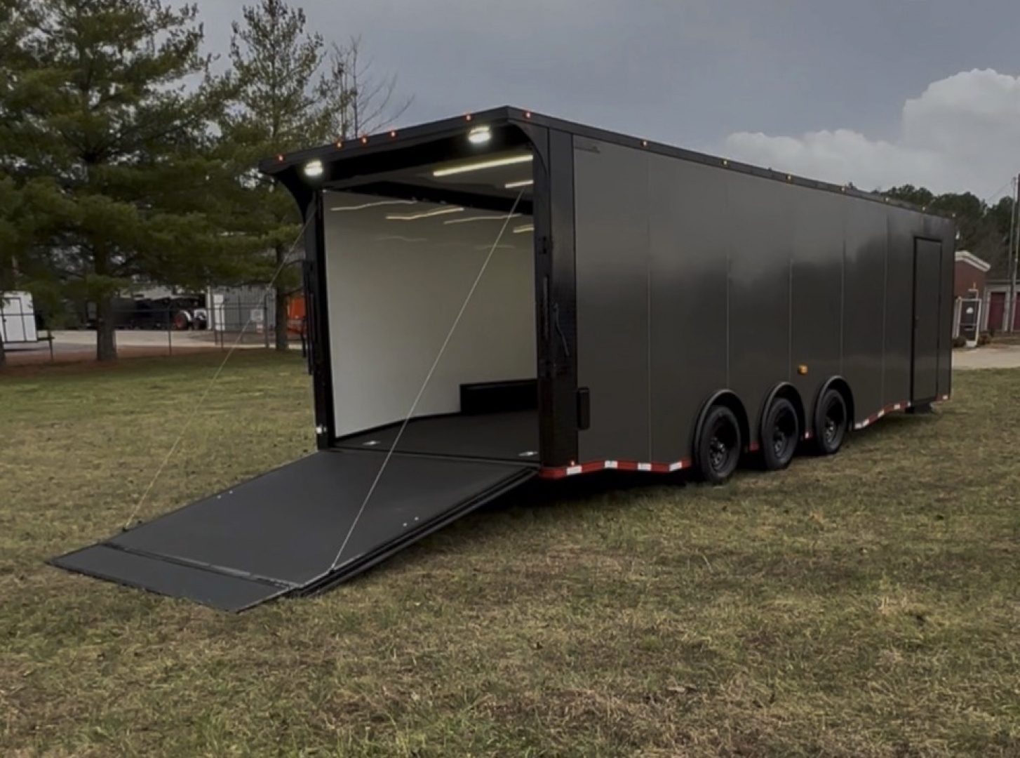 New 2026 Luxe 8.5x28 Race Trailer -Finished Interior-5200LB Triple Torsion-Heavy Duty Ramp