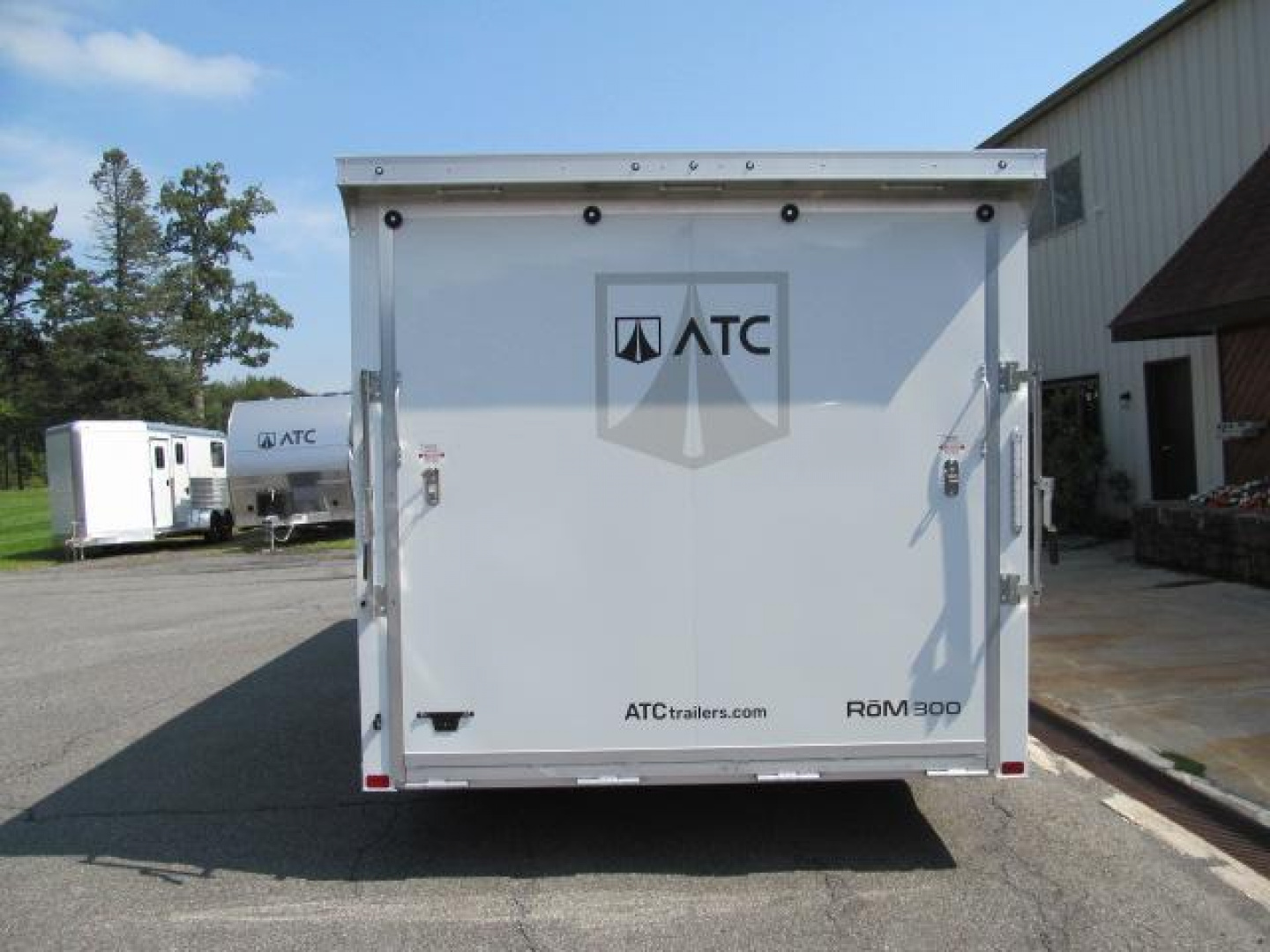 New ATC ROM 300 8.5 X 20 10K Exterior Package and Premium Escape Door Car / Racing Trailer