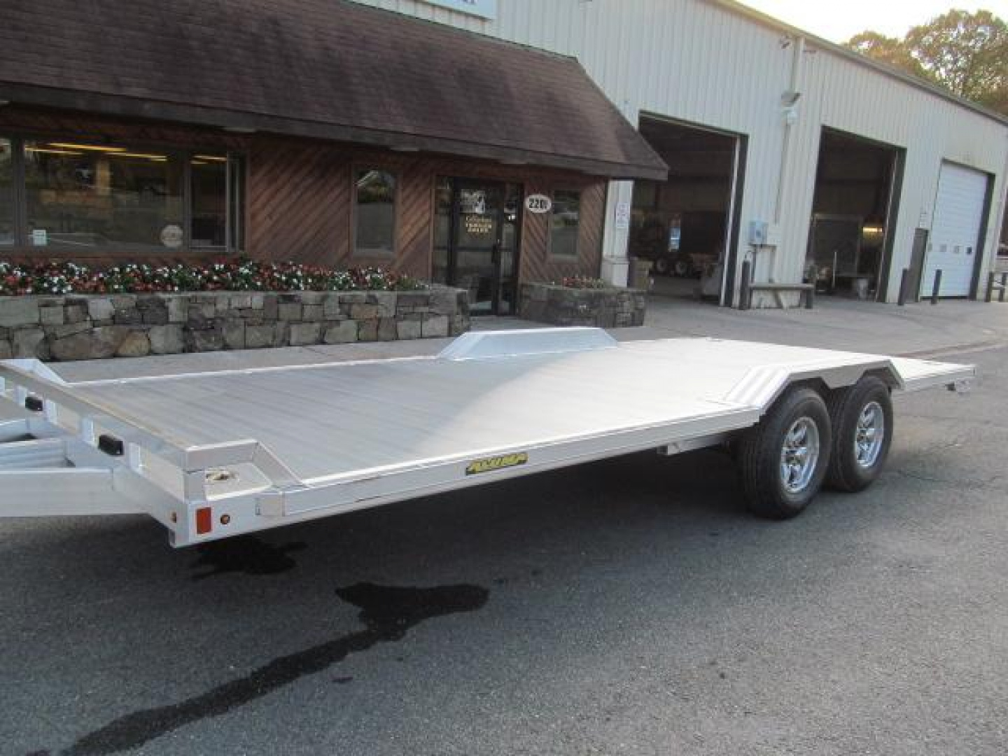 New Aluma 8220H Wide Body Car / Racing Trailer
