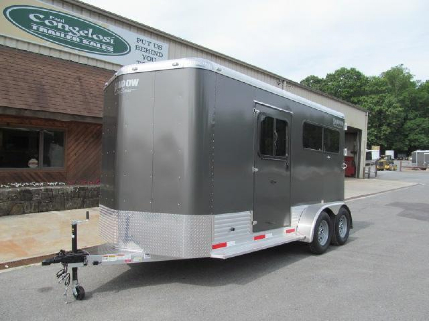 New Shadow Pro Series 2 H BP W/ Dressing Room Horse Trailer