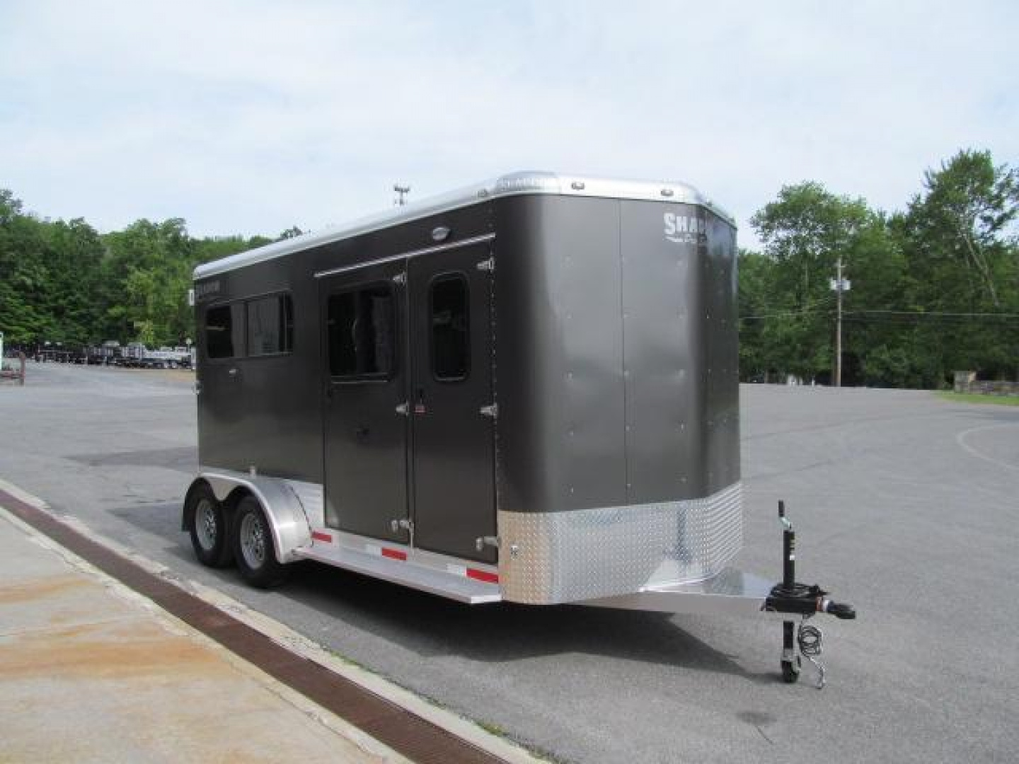 New Shadow Pro Series 2 H BP W/ Dressing Room Horse Trailer